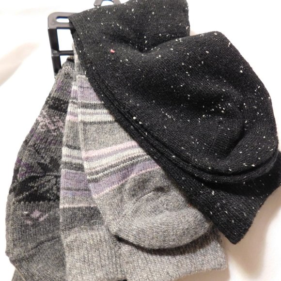 Muk Luks Boot Socks 3 Pairs Shoe Size 6-11 NWT - Picture 3 of 3